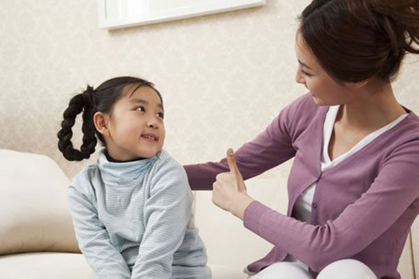 Nguyên Tắc Bàn Tay Trong Việc Khen Con - Trường Mầm Non STEAM KIDS