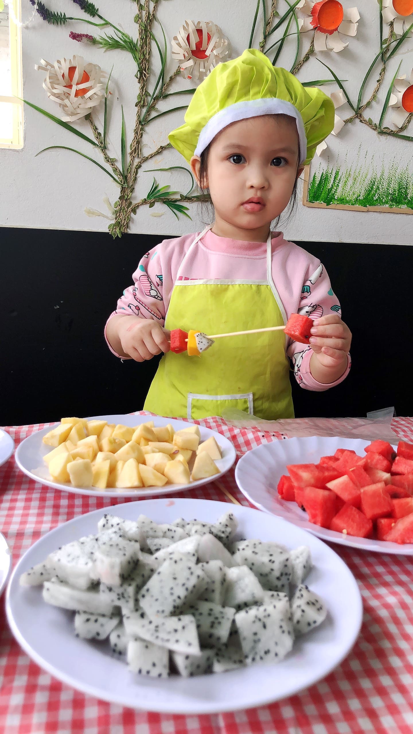 Cooking: Trái Cây Xiên Que Lớp Steam 4 Cooking: Trái Cây Xiên Que Lớp Steam 4 - Trường Mầm Non STEAM KIDS