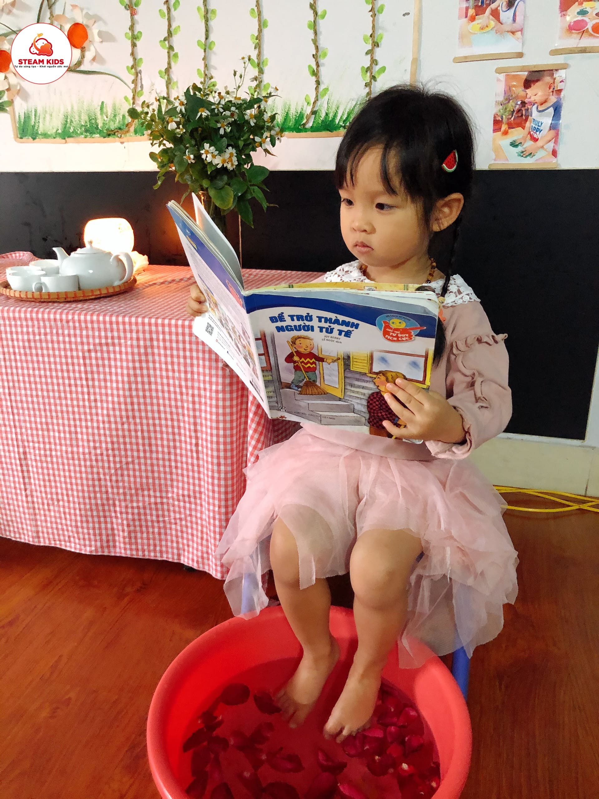 Thư Giãn Sau Những Ngày Học Cùng Các Bạn Nhỏ Lớp Steam 4 Thư Giãn Sau Những Ngày Học Cùng Các Bạn Nhỏ Lớp Steam 4 - Trường Mầm Non STEAM KIDS