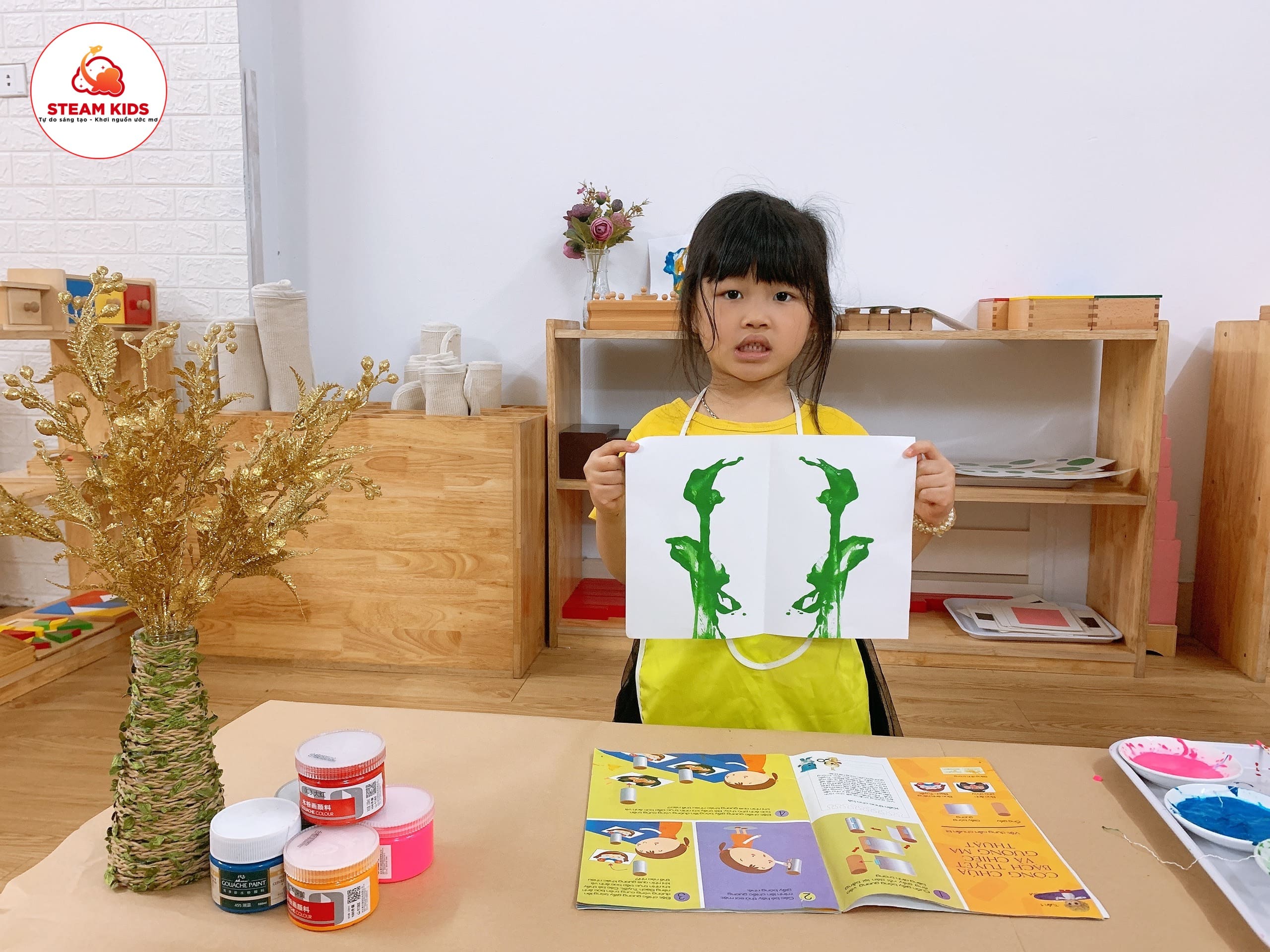 Tiết Học "Vẽ Tranh Bằng Dây" Của  Lớp Steam 2 - Trường Mầm Non STEAM KIDS