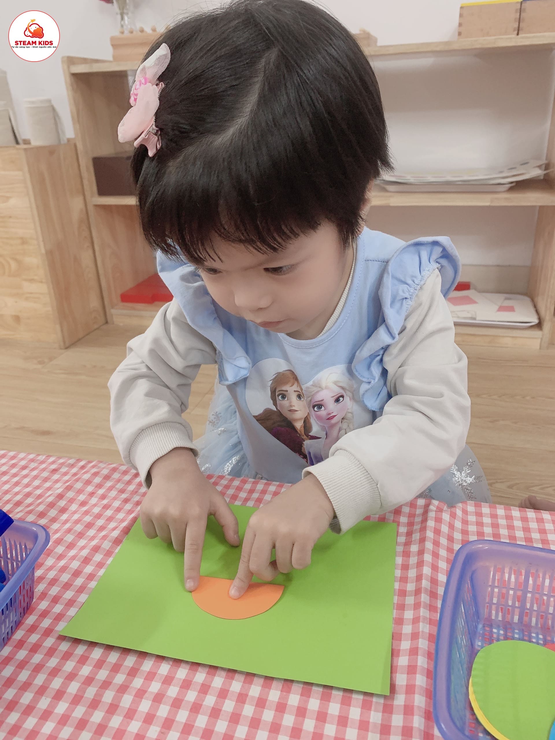 Thực Hành Mon: Làm Con Cá Bằng Giấy Lớp Steam 4 - Trường Mầm Non STEAM KIDS