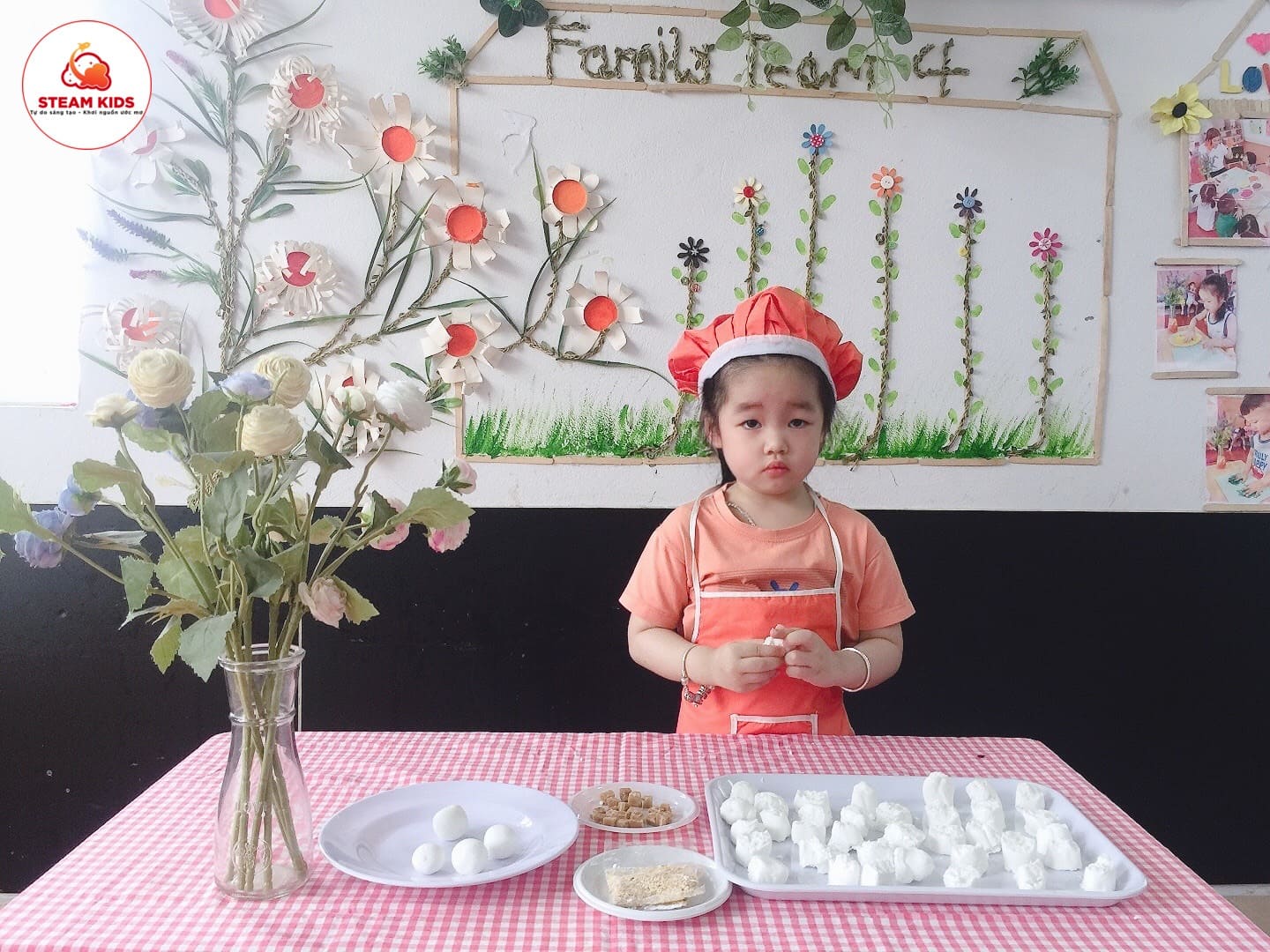 Hoạt Động Làm Bánh Trôi, Bánh Chay Ngày Tết Hàn Thực Lớp Steam 4 - Trường Mầm Non STEAM KIDS