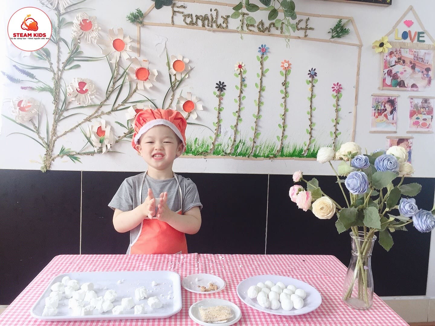 Hoạt Động Làm Bánh Trôi, Bánh Chay Ngày Tết Hàn Thực Lớp Steam 4 - Trường Mầm Non STEAM KIDS