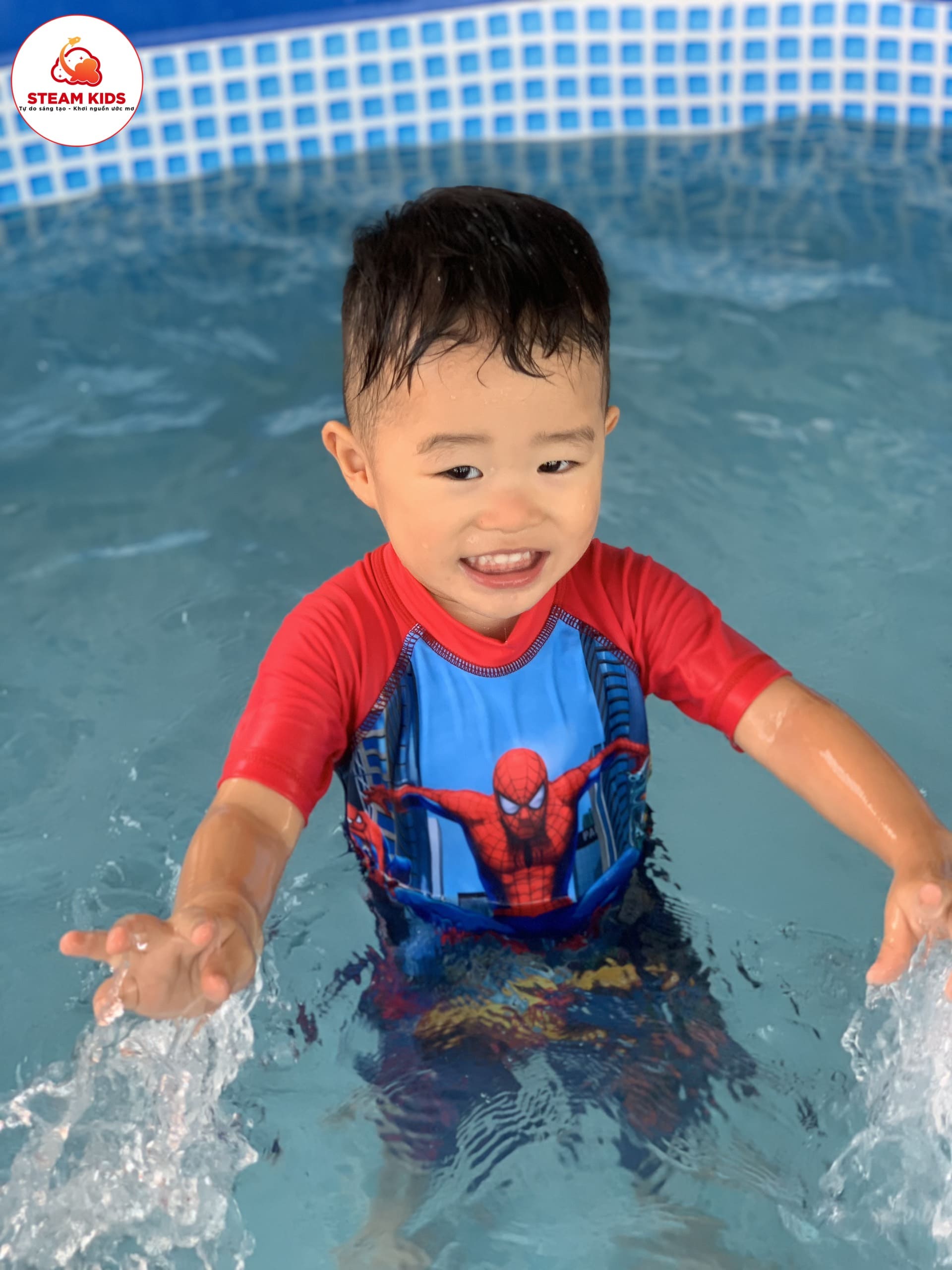 Hoạt Động Bơi Lớp Steam3 - Trường Mầm Non STEAM KIDS