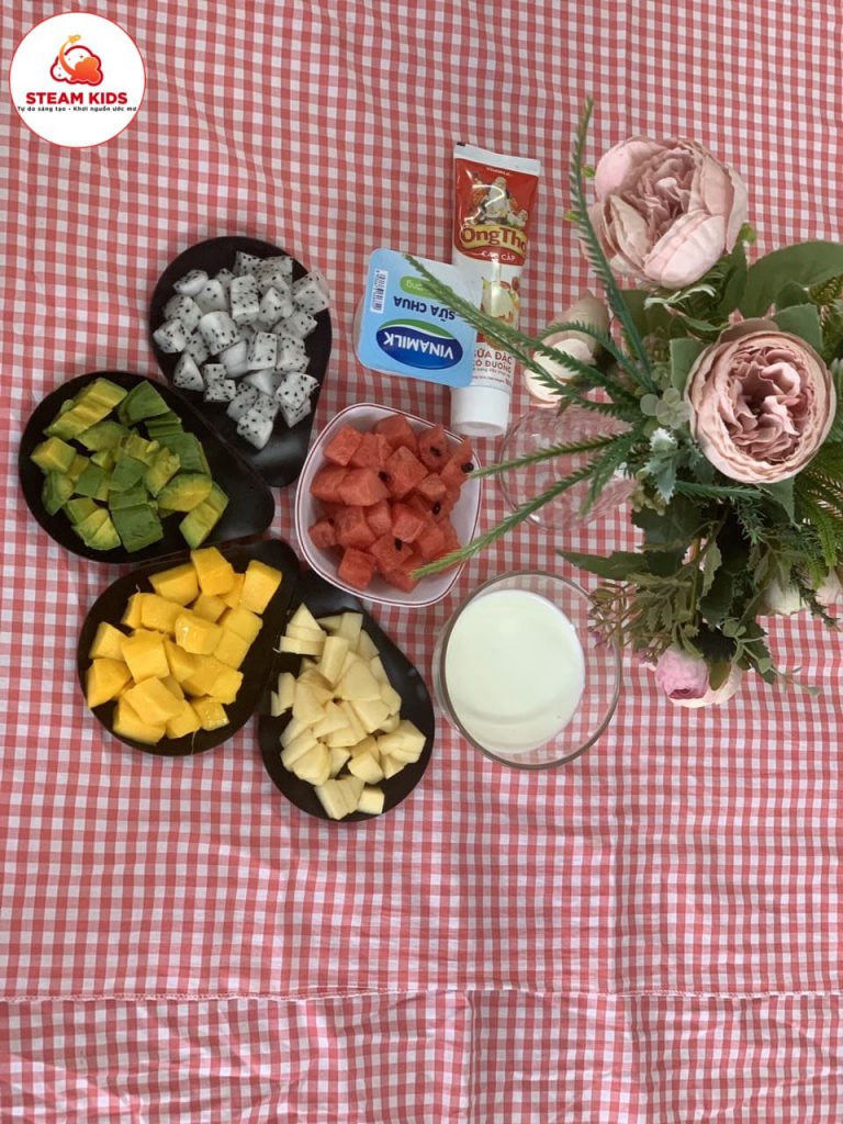 Món Sữa Chua Hoa Quả Bổ Dưỡng Đến Từ Lớp Steam 4 - Trường Mầm Non STEAM KIDS