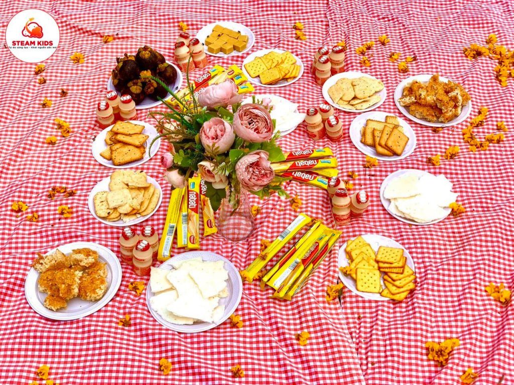 Hoạt Động Dã Ngoại Tại Công Viên Yên Sở Lớp Steam4 - Trường Mầm Non STEAM KIDS