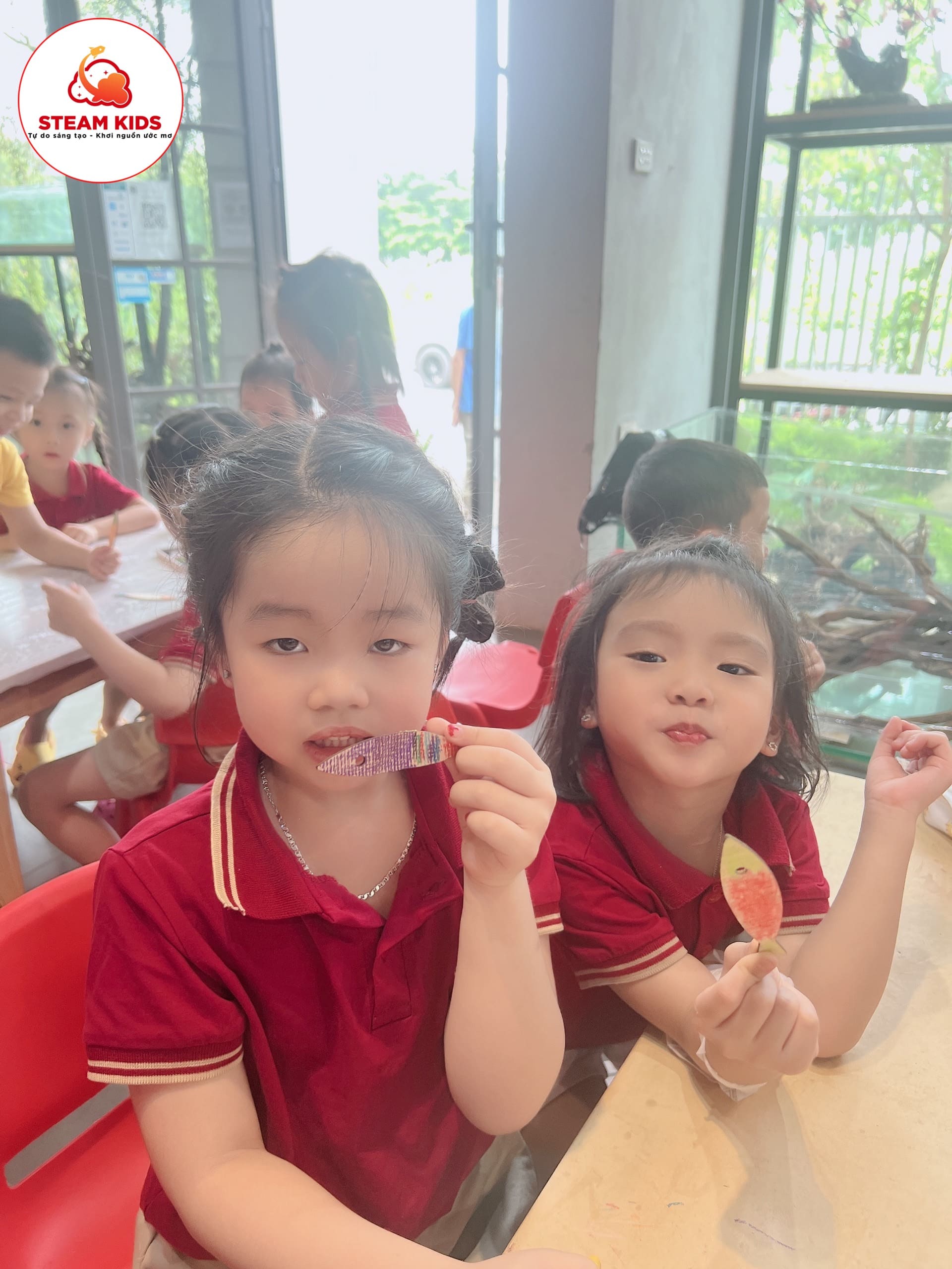 Hoạt Động Trải Nghiệm Nghệ Thuật Cỏ Hoa - Xưởng Hoa Nghệ Thuật Xavia (Nature Việt Nam) - Trường Mầm Non STEAM KIDS