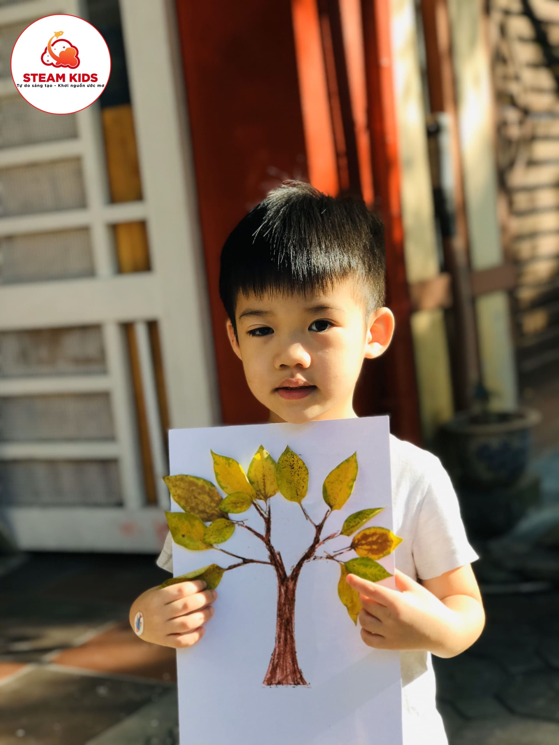 Bức Tranh Mang Tên Sắc Thu - Trường Mầm Non STEAM KIDS