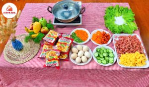 Ẩm Thực: Bé Làm Món Mì Trộn Lớp Steam2 và Steam10 - Trường Mầm Non STEAM KIDS