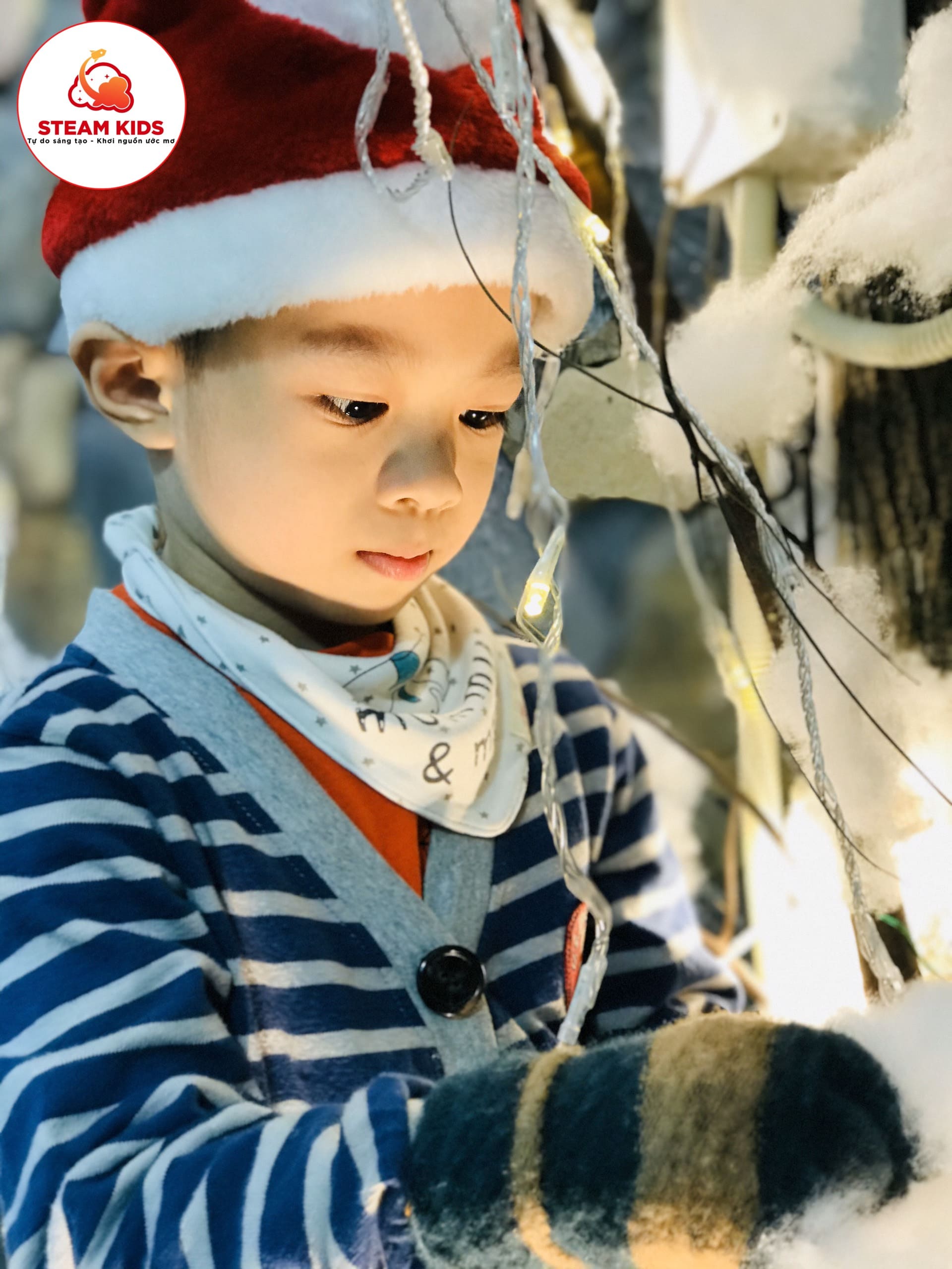 VUI ĐÓN GIÁNG SINH CÙNG CÁC BẠN NHỎ MẦM NON STEAM KIDS - Trường Mầm Non STEAM KIDS