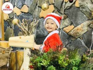 VUI ĐÓN GIÁNG SINH CÙNG CÁC BẠN NHỎ MẦM NON STEAM KIDS - Trường Mầm Non STEAM KIDS