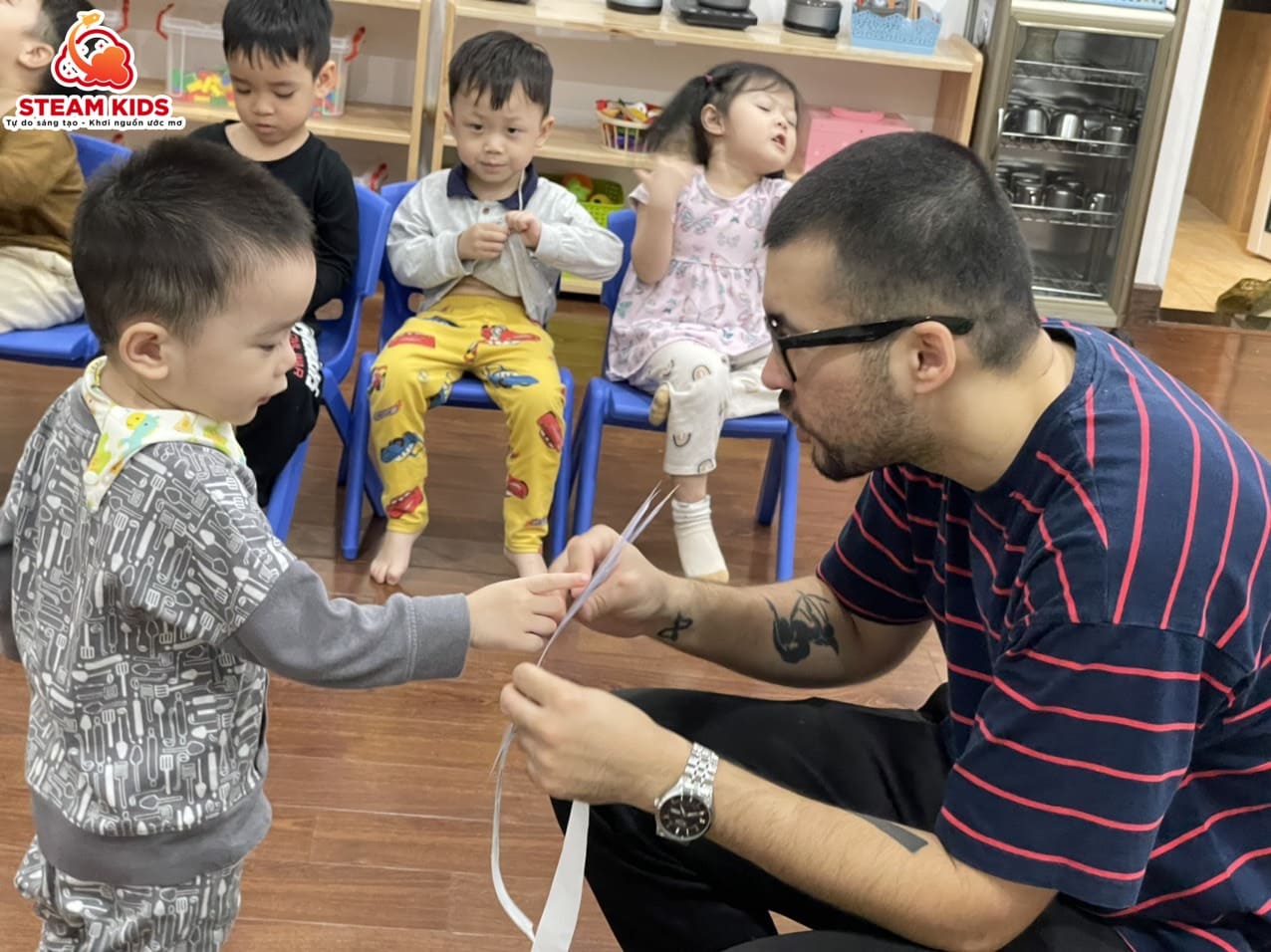 VUI HỌC TIẾNG ANH VUI HỌC TIẾNG ANH - Trường Mầm Non STEAM KIDS