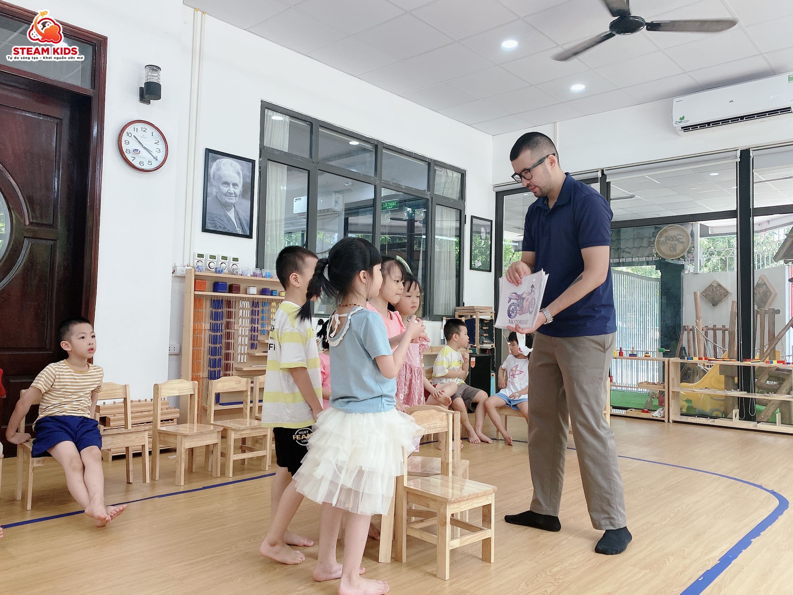 VUI HỌC TIẾNG ANH - Trường Mầm Non STEAM KIDS