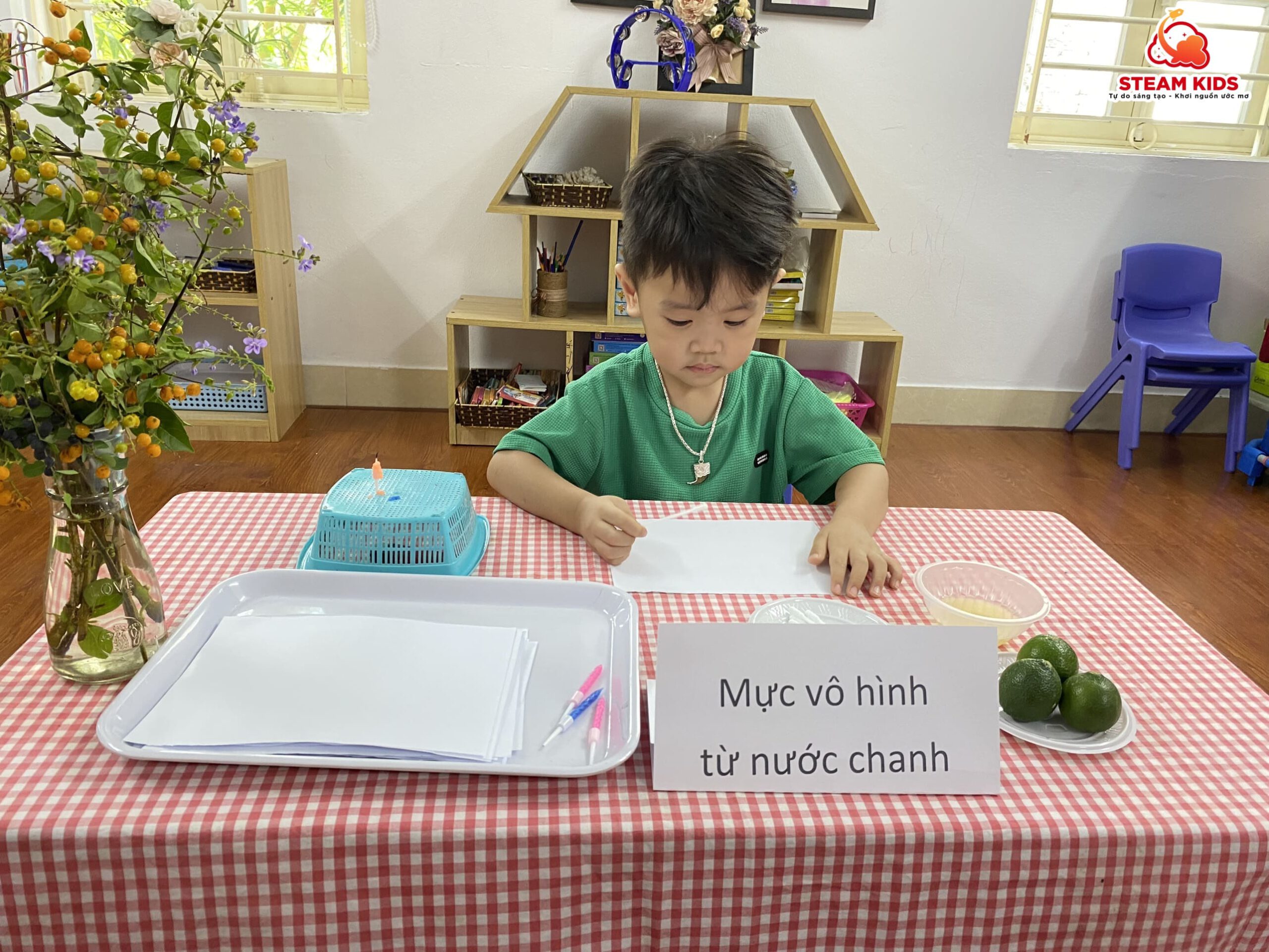 CÙNG CÁC BẠN NHỎ TÌM HIỂU VỀ HỆ MẶT TRỜI CÁC BẠN NHÉ! CÙNG CÁC BẠN NHỎ TÌM HIỂU VỀ HỆ MẶT TRỜI CÁC BẠN NHÉ! - Trường Mầm Non STEAM KIDS