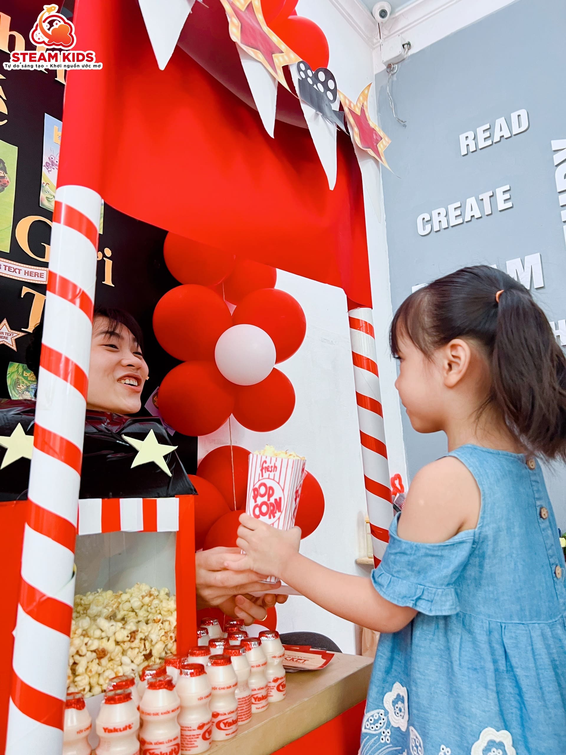 RẠP CHIẾU PHIM STEAM KIDS - Trường Mầm Non STEAM KIDS
