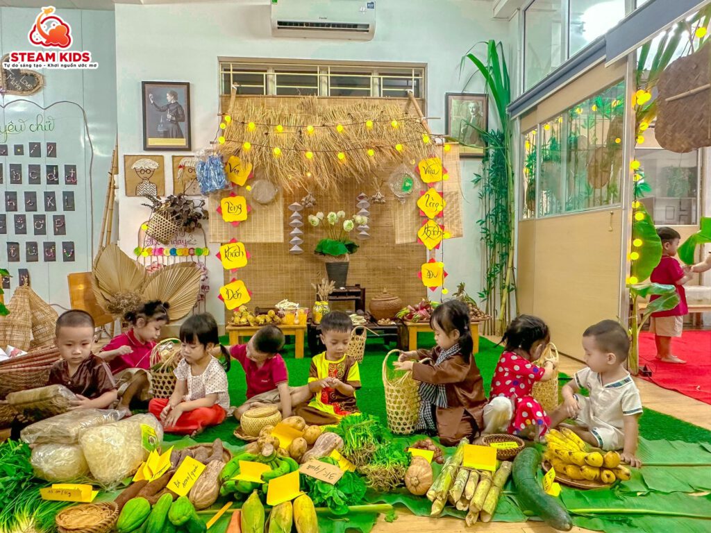 TRẢI NGHIỆM CHỢ QUÊ STEAM KIDS TRẢI NGHIỆM CHỢ QUÊ STEAM KIDS - Trường Mầm Non STEAM KIDS