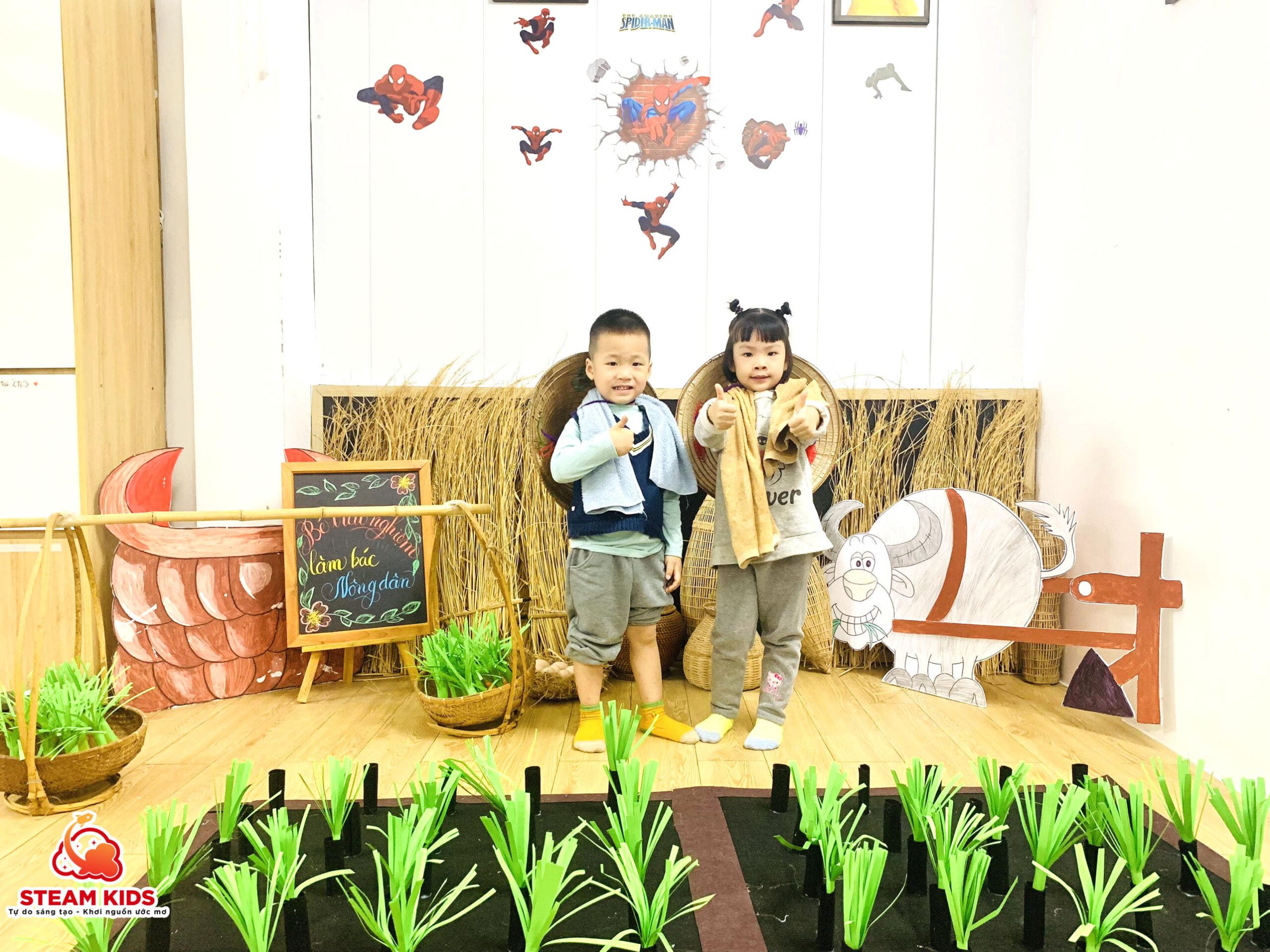 BÉ TRẢI NGHIỆM LÀM BÁC NÔNG DÂN BÉ TRẢI NGHIỆM LÀM BÁC NÔNG DÂN - Trường Mầm Non STEAM KIDS