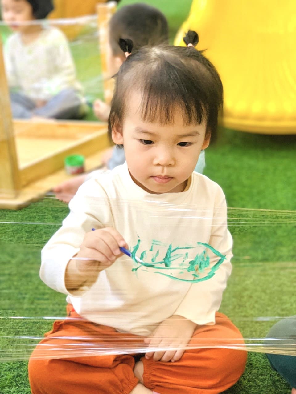 HOẠT ĐỘNG SÁNG TẠO: SÁNG TẠO TRANH TỪ MÀU NƯỚC HOẠT ĐỘNG SÁNG TẠO: SÁNG TẠO TRANH TỪ MÀU NƯỚC - Trường Mầm Non STEAM KIDS