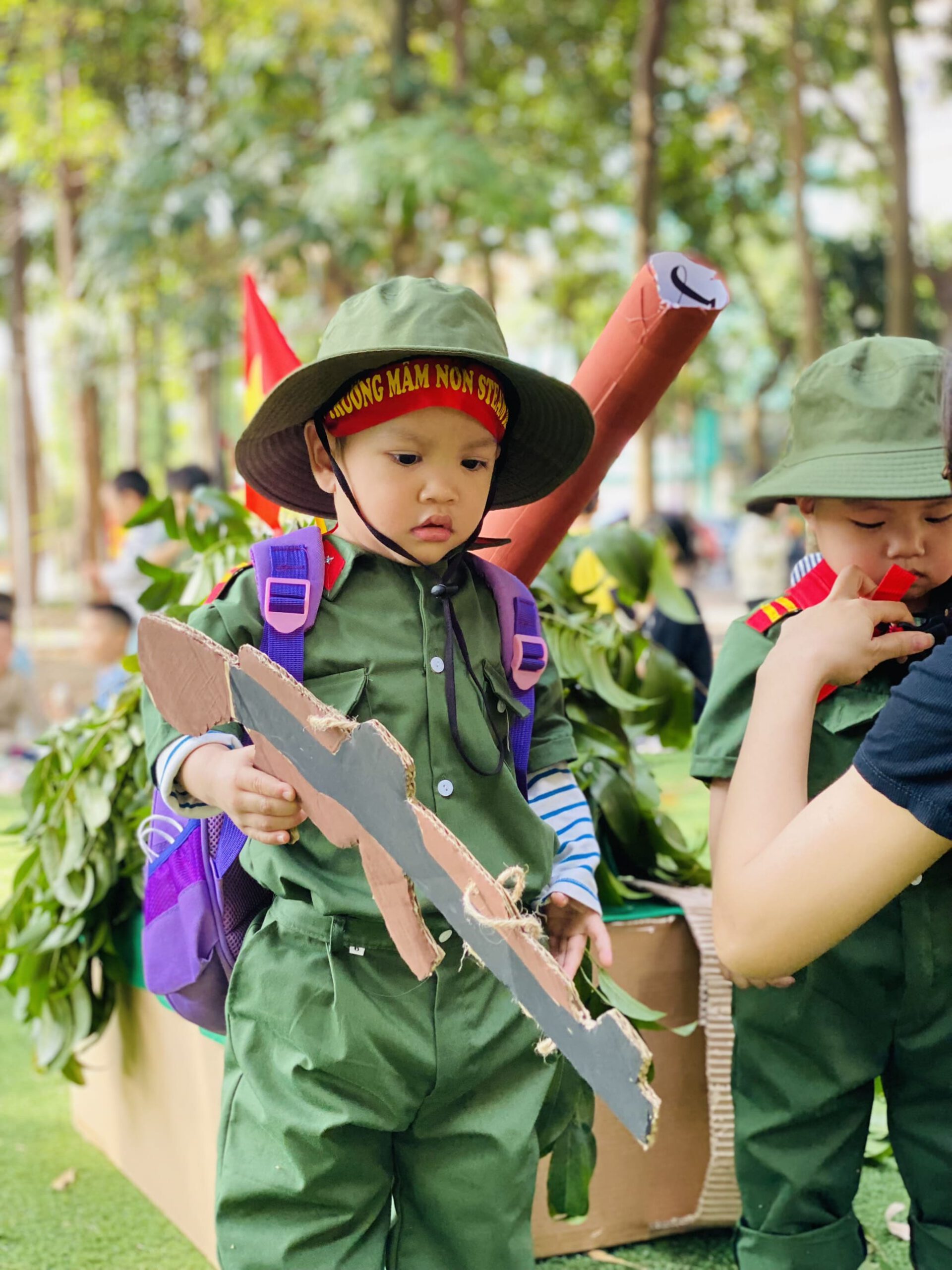 MỘT NGÀY LÀM CHÚ BỘ ĐỘI - Trường Mầm Non STEAM KIDS