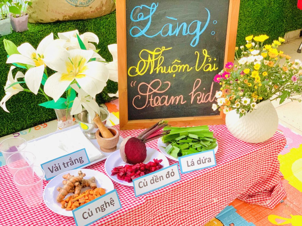 TRẢI NGHIỆM LÀNG NHUỘM VẢI STEAM - Trường Mầm Non STEAM KIDS