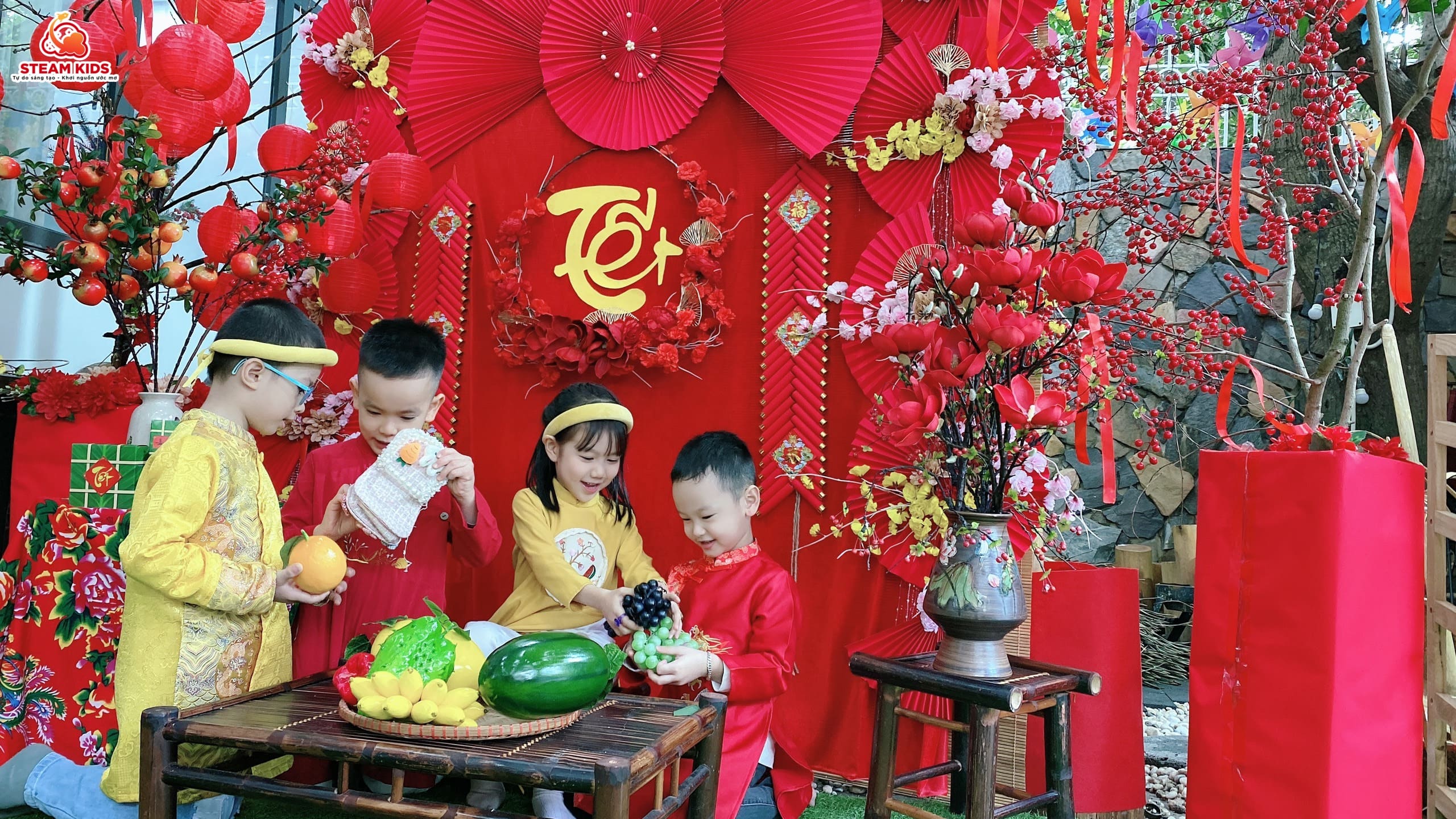 VUI ĐÓN TẾT - GẮN KẾT YÊU THƯƠNG VUI ĐÓN TẾT - GẮN KẾT YÊU THƯƠNG - Trường Mầm Non STEAM KIDS