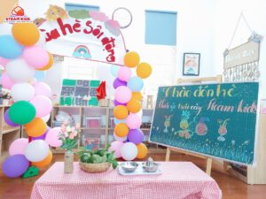 CHÀO ĐÓN HÈ - CÙNG LÀM NƯỚC ÉP TRÁI CÂY - Trường Mầm Non STEAM KIDS