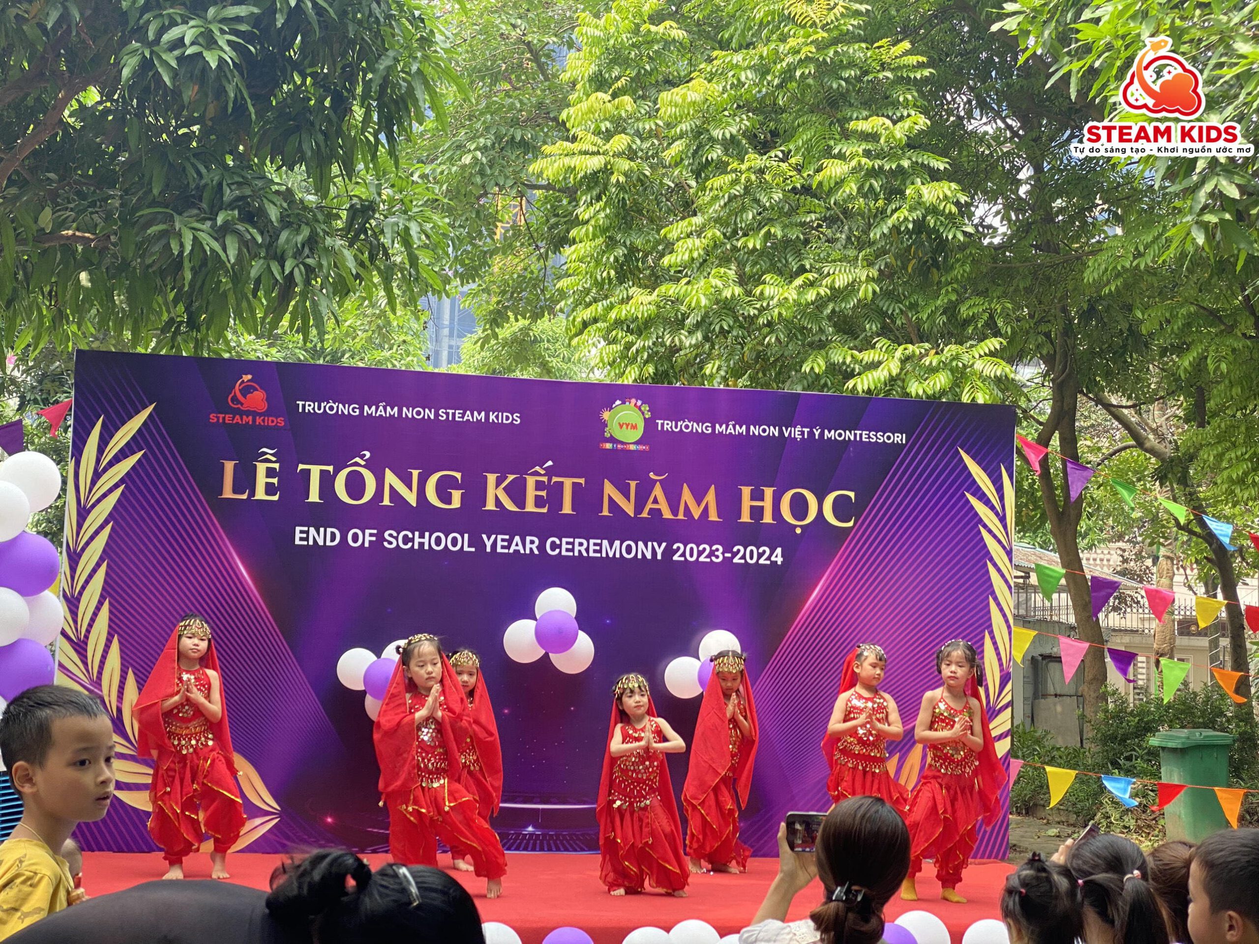 STEAMKIDS - END OF SCHOOL YEAR CEREMONY 2023-2024 STEAMKIDS - END OF SCHOOL YEAR CEREMONY 2023-2024 - Trường Mầm Non STEAM KIDS