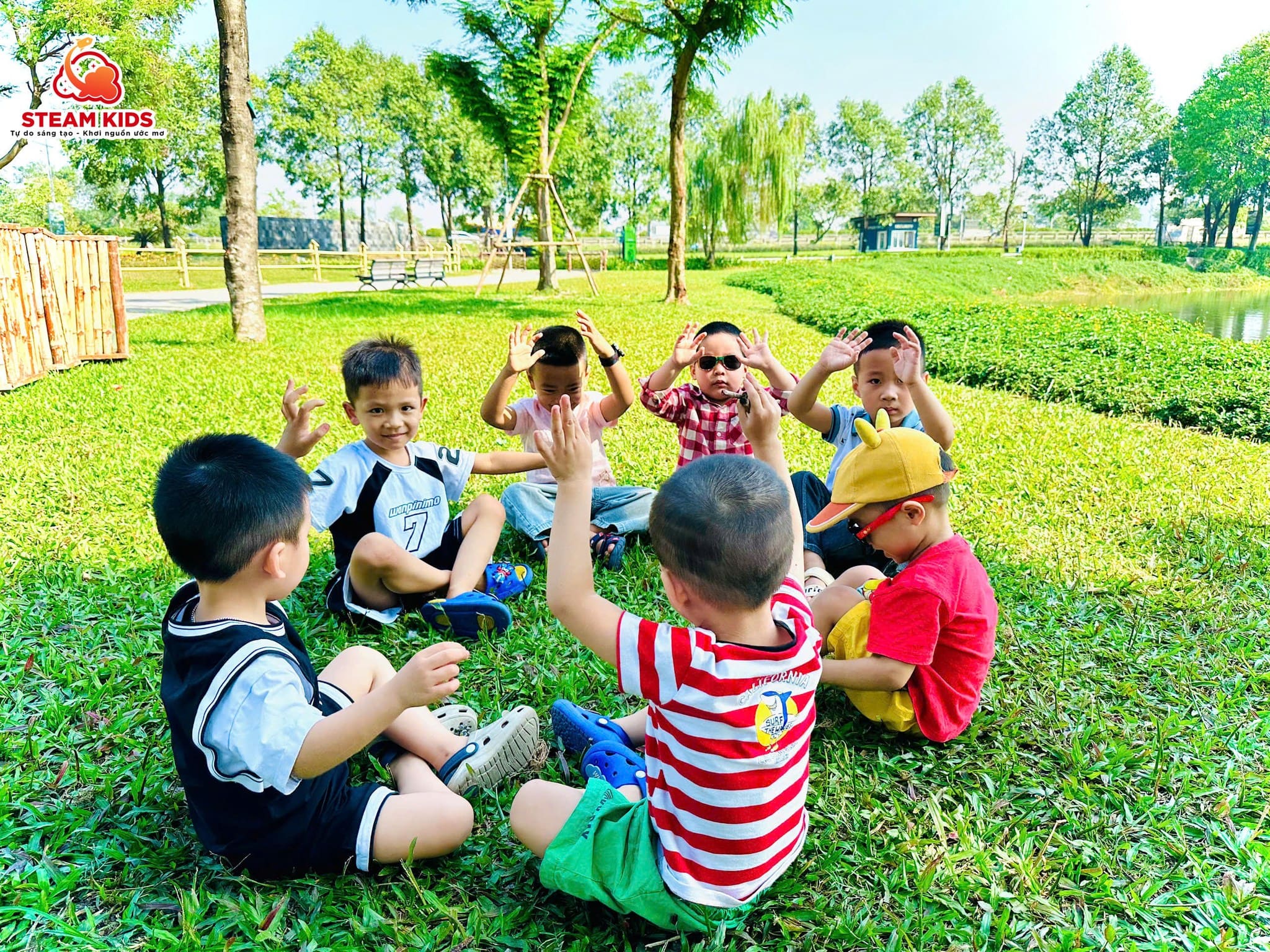 PICNIC MÙA THU VÀ NHỮNG KHOẢNH KHẮC ĐÁNG NHỚ! PICNIC MÙA THU VÀ NHỮNG KHOẢNH KHẮC ĐÁNG NHỚ! - Trường Mầm Non STEAM KIDS