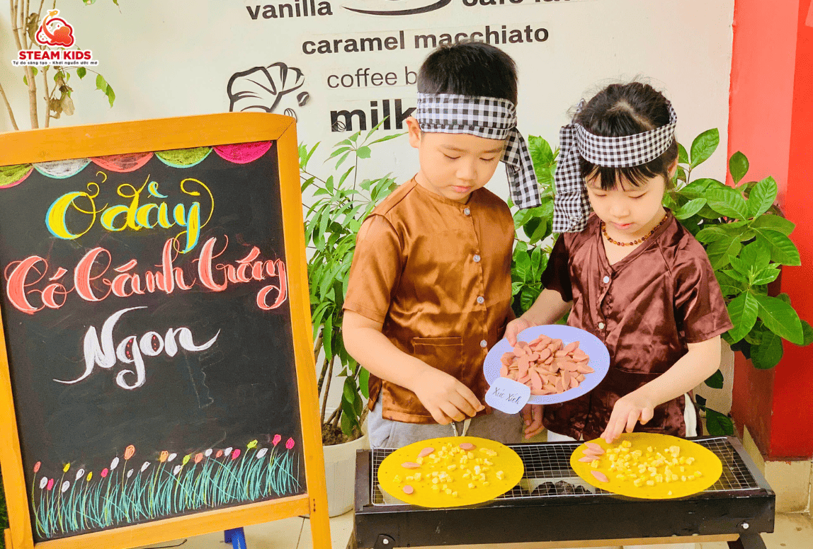 KHÁM PHÁ HƯƠNG VỊ ĐÀ LẠT “BÁNH TRÁNG NƯỚNG” KHÁM PHÁ HƯƠNG VỊ ĐÀ LẠT “BÁNH TRÁNG NƯỚNG” - Trường Mầm Non STEAM KIDS