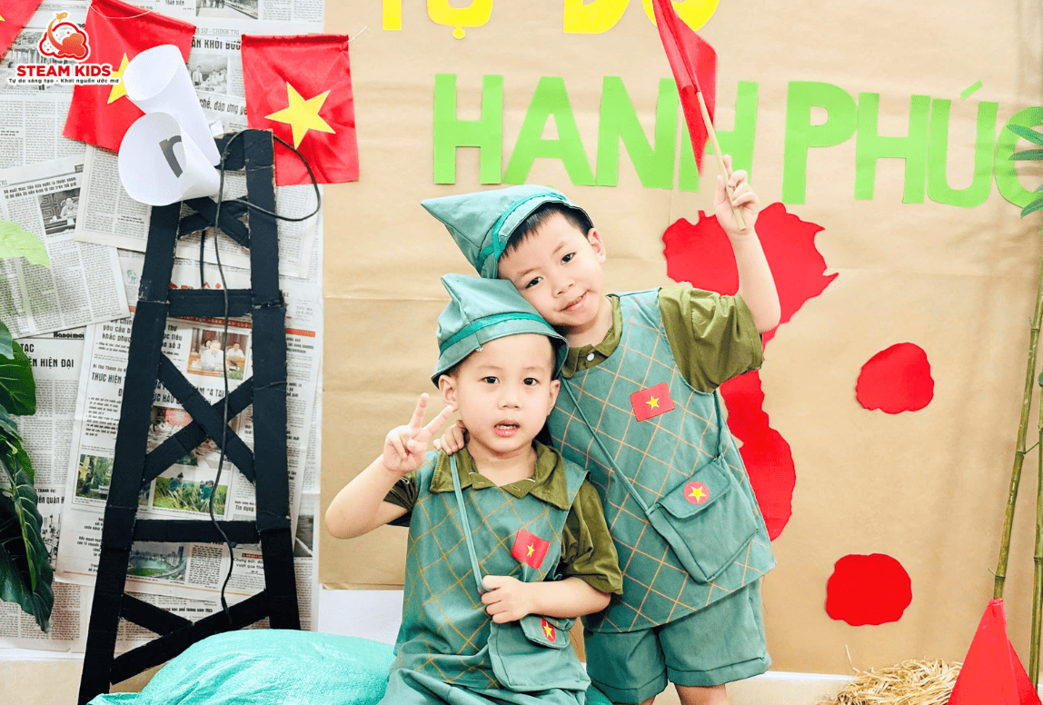 𝐂𝐡𝐚̀𝐨 𝐦𝐮̛̀𝐧𝐠 𝟓𝟎 𝐧𝐚̆𝐦 𝐍𝐠𝐚̀𝐲 𝐆𝐢𝐚̉𝐢 𝐩𝐡𝐨́𝐧𝐠 𝐦𝐢𝐞̂̀𝐧 𝐍𝐚𝐦, 𝐭𝐡𝐨̂́𝐧𝐠 𝐧𝐡𝐚̂́𝐭 đ𝐚̂́𝐭 𝐧𝐮̛𝐨̛́𝐜 𝐂𝐡𝐚̀𝐨 𝐦𝐮̛̀𝐧𝐠 𝟓𝟎 𝐧𝐚̆𝐦 𝐍𝐠𝐚̀𝐲 𝐆𝐢𝐚̉𝐢 𝐩𝐡𝐨́𝐧𝐠 𝐦𝐢𝐞̂̀𝐧 𝐍𝐚𝐦, 𝐭𝐡𝐨̂́𝐧𝐠 𝐧𝐡𝐚̂́𝐭 đ𝐚̂́𝐭 𝐧𝐮̛𝐨̛́𝐜 - Trường Mầm Non STEAM KIDS