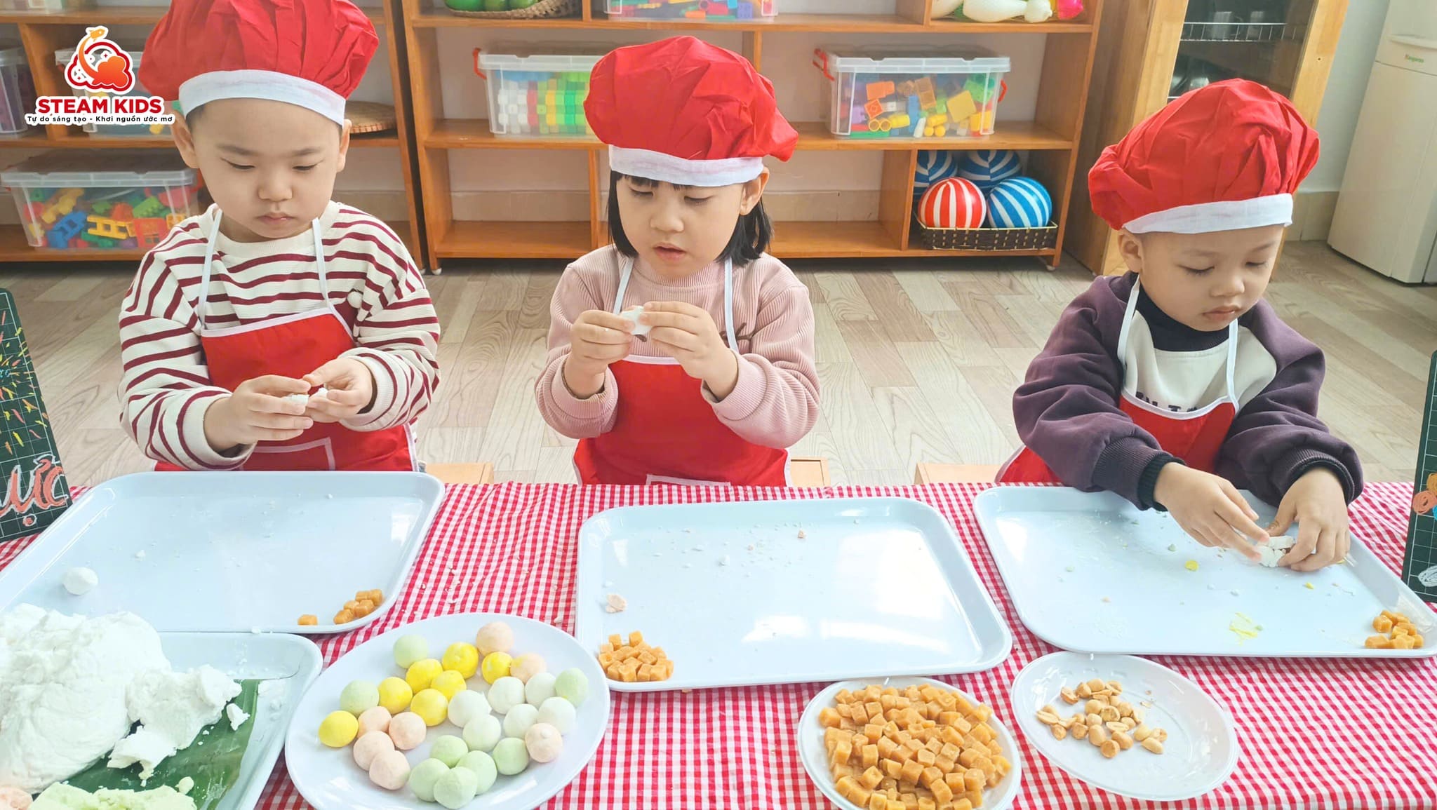 TẾT HÀN THỰC - BÉ LÀM BÁNH TRÔI, BÁNH CHAY TẾT HÀN THỰC - BÉ LÀM BÁNH TRÔI, BÁNH CHAY - Trường Mầm Non STEAM KIDS