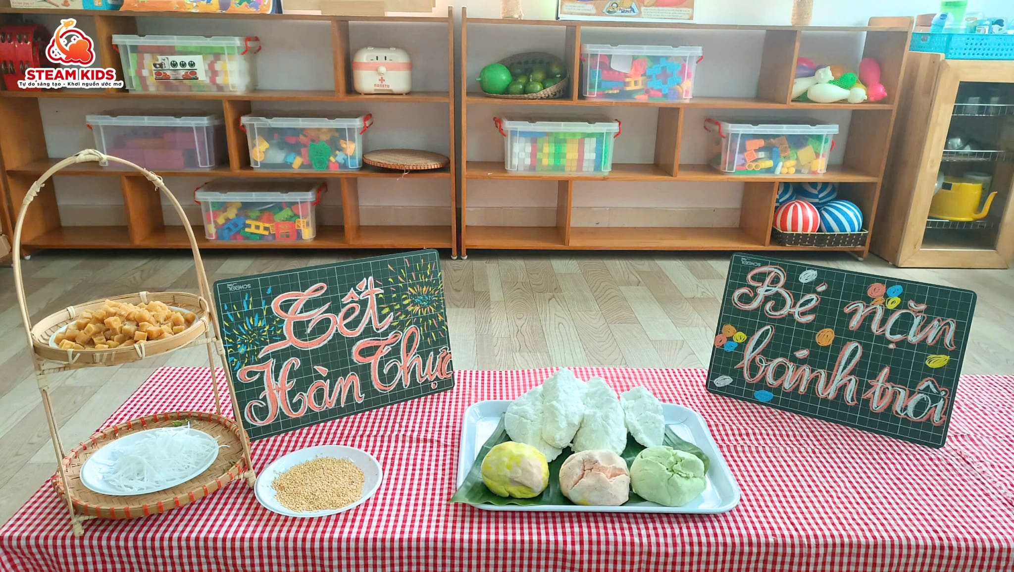 TẾT HÀN THỰC - BÉ LÀM BÁNH TRÔI, BÁNH CHAY - Trường Mầm Non STEAM KIDS