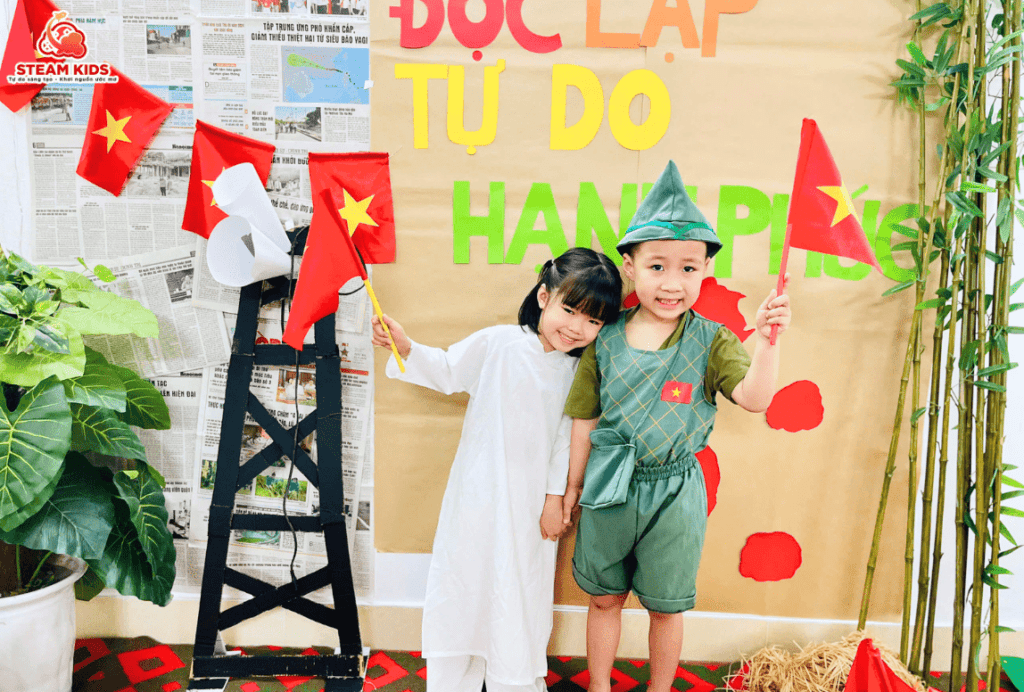 𝐂𝐡𝐚̀𝐨 𝐦𝐮̛̀𝐧𝐠 𝟓𝟎 𝐧𝐚̆𝐦 𝐍𝐠𝐚̀𝐲 𝐆𝐢𝐚̉𝐢 𝐩𝐡𝐨́𝐧𝐠 𝐦𝐢𝐞̂̀𝐧 𝐍𝐚𝐦, 𝐭𝐡𝐨̂́𝐧𝐠 𝐧𝐡𝐚̂́𝐭 đ𝐚̂́𝐭 𝐧𝐮̛𝐨̛́𝐜 𝐂𝐡𝐚̀𝐨 𝐦𝐮̛̀𝐧𝐠 𝟓𝟎 𝐧𝐚̆𝐦 𝐍𝐠𝐚̀𝐲 𝐆𝐢𝐚̉𝐢 𝐩𝐡𝐨́𝐧𝐠 𝐦𝐢𝐞̂̀𝐧 𝐍𝐚𝐦, 𝐭𝐡𝐨̂́𝐧𝐠 𝐧𝐡𝐚̂́𝐭 đ𝐚̂́𝐭 𝐧𝐮̛𝐨̛́𝐜 - Trường Mầm Non STEAM KIDS