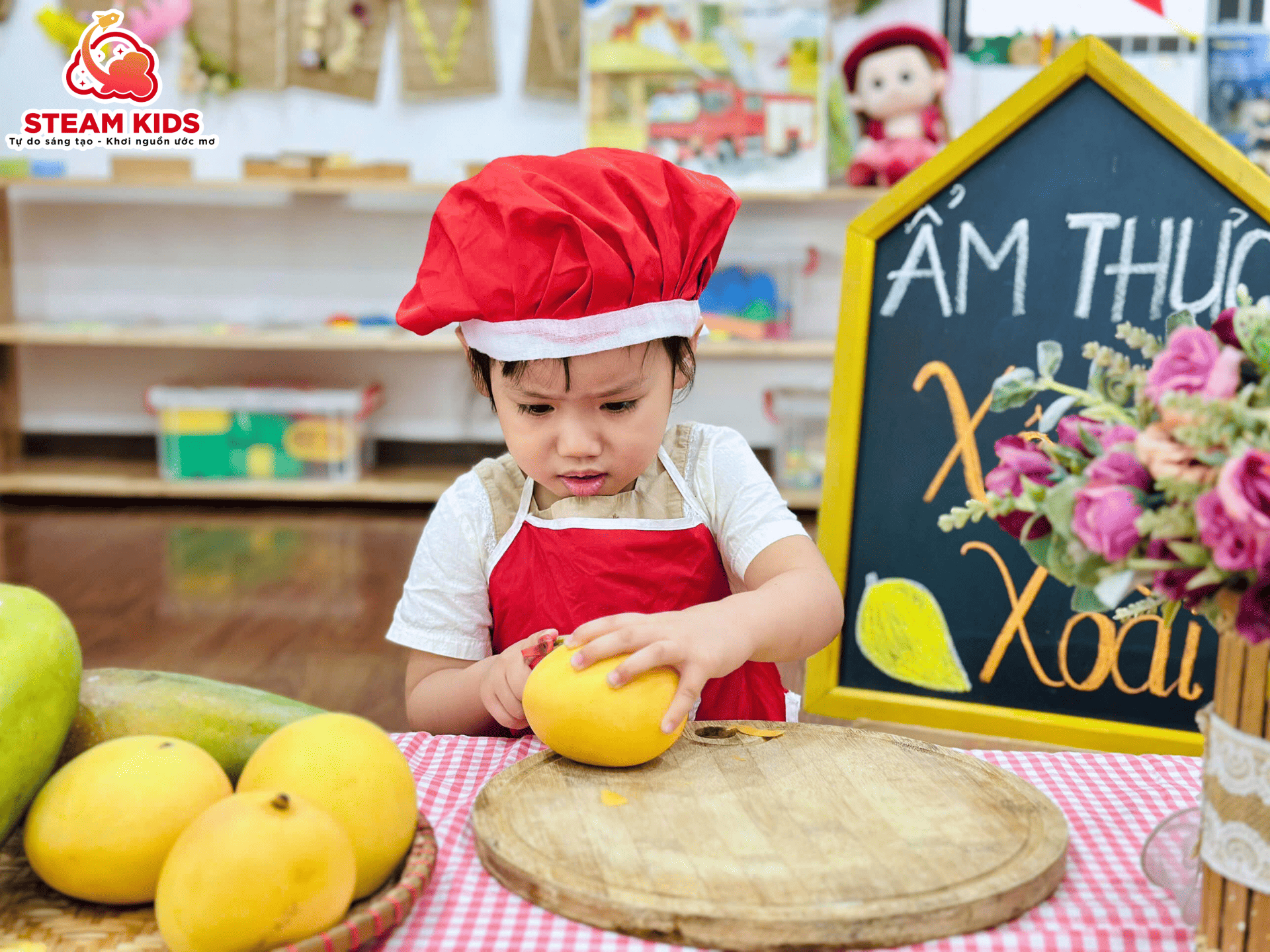 CÙNG BÉ LÀM MÓN XÔI XOÀI NGON TUYỆT - Trường Mầm Non STEAM KIDS