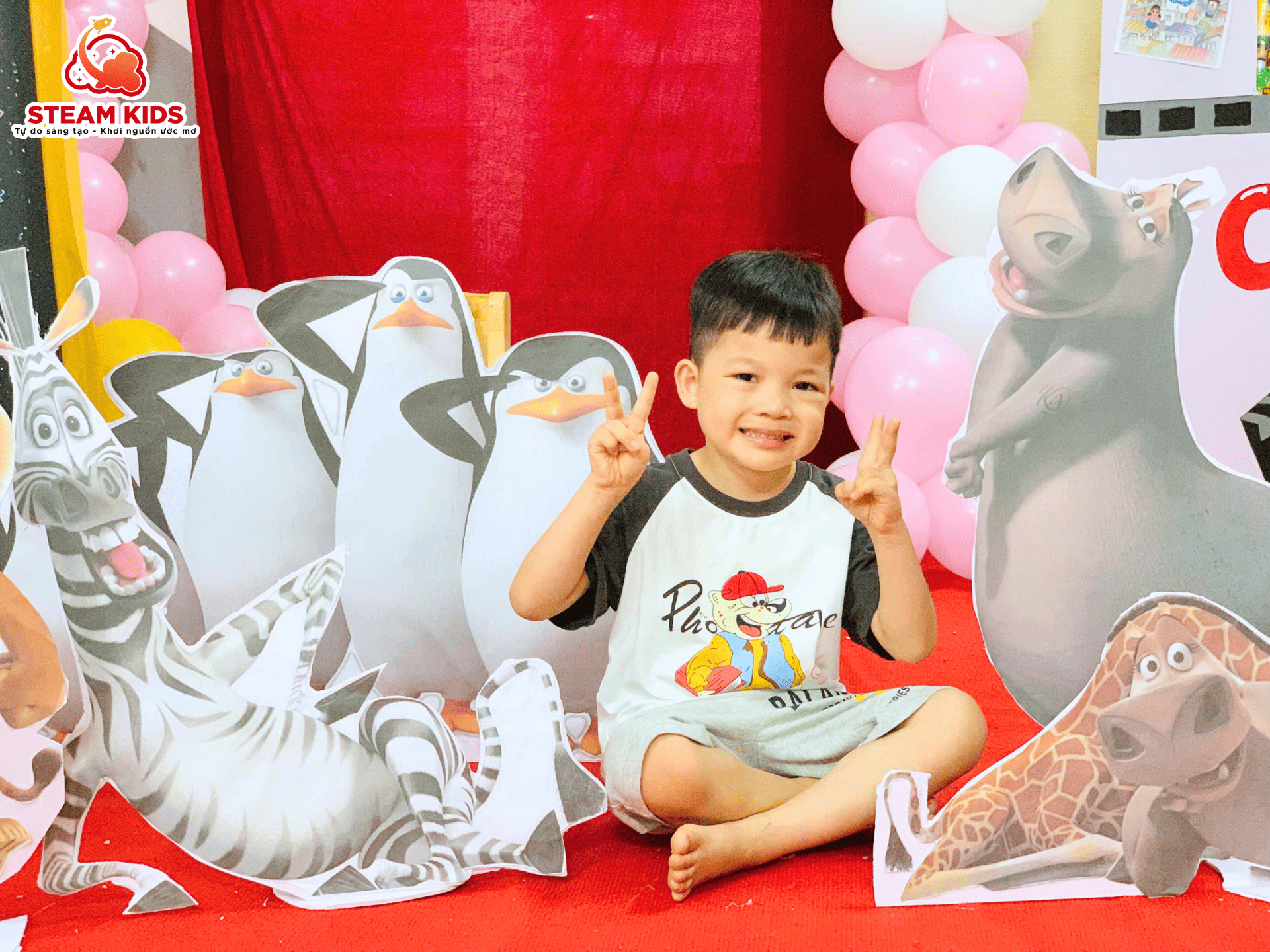 RẠP CHIẾU PHIM STEAM KIDS – TRẢI NGHIỆM TUỔI THƠ ĐÁNG YÊU VÀ ĐÁNG NHỚ! RẠP CHIẾU PHIM STEAM KIDS – TRẢI NGHIỆM TUỔI THƠ ĐÁNG YÊU VÀ ĐÁNG NHỚ! - Trường Mầm Non STEAM KIDS