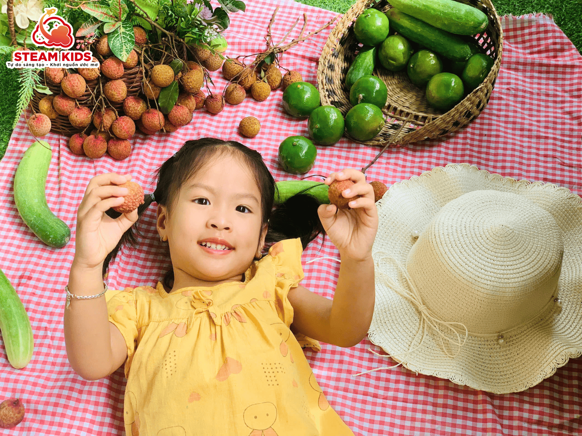 “MÙA HẠ VẢI SANG” – CHÀO HÈ RỘN RÀNG CÙNG CÁC BẠN NHỎ STEAMKIDS - Trường Mầm Non STEAM KIDS