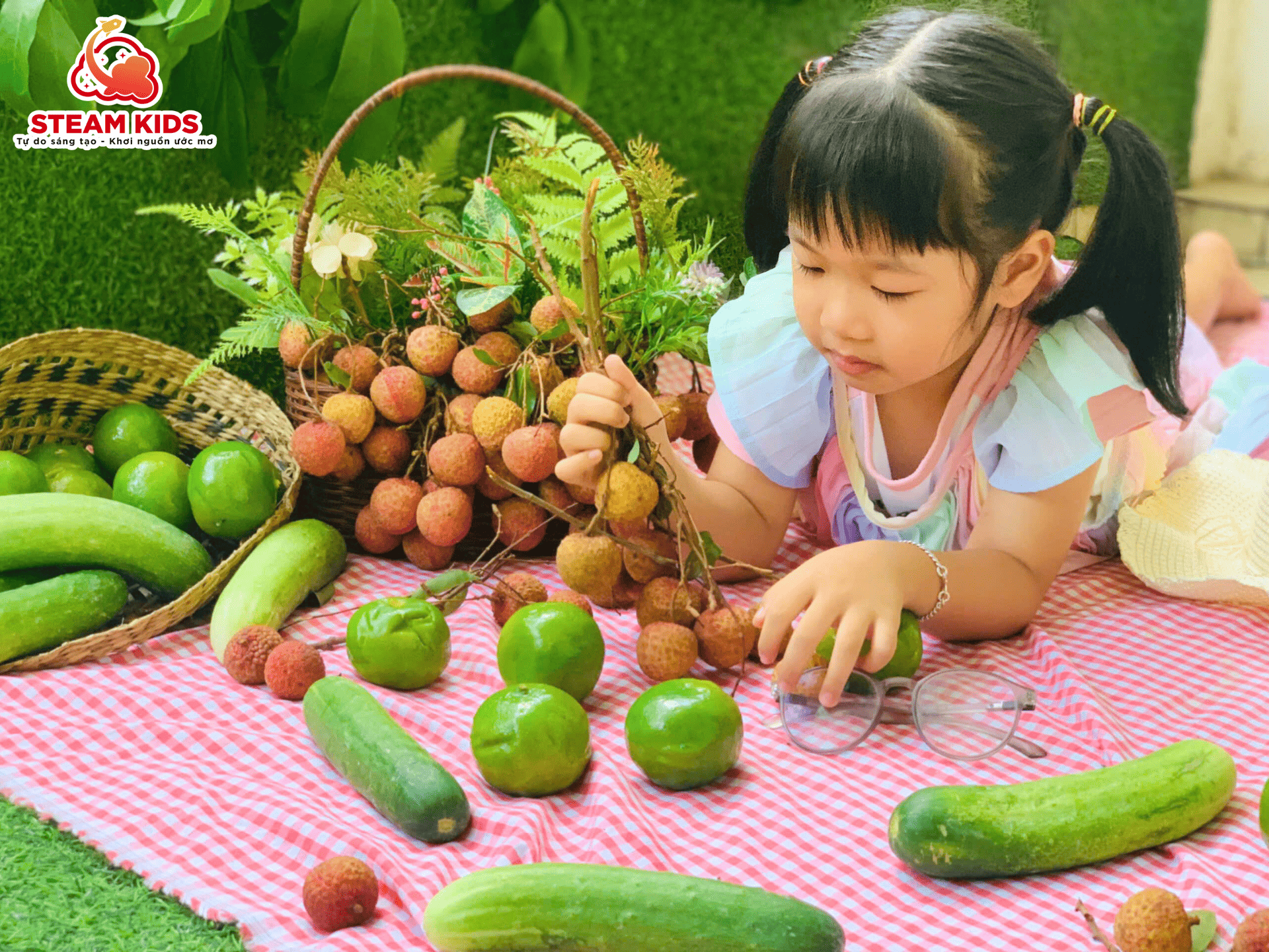 “MÙA HẠ VẢI SANG” – CHÀO HÈ RỘN RÀNG CÙNG CÁC BẠN NHỎ STEAMKIDS - Trường Mầm Non STEAM KIDS