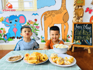 ẨM THỰC CỦA BÉ – KHÉO TAY LÀM MÓN XÔI MÍT NGON ƠI LÀ NGON - Trường Mầm Non STEAM KIDS