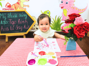 BÉ STEAM 13 SÁNG TẠO HOA TỪ ỐNG HÚT - Trường Mầm Non STEAM KIDS