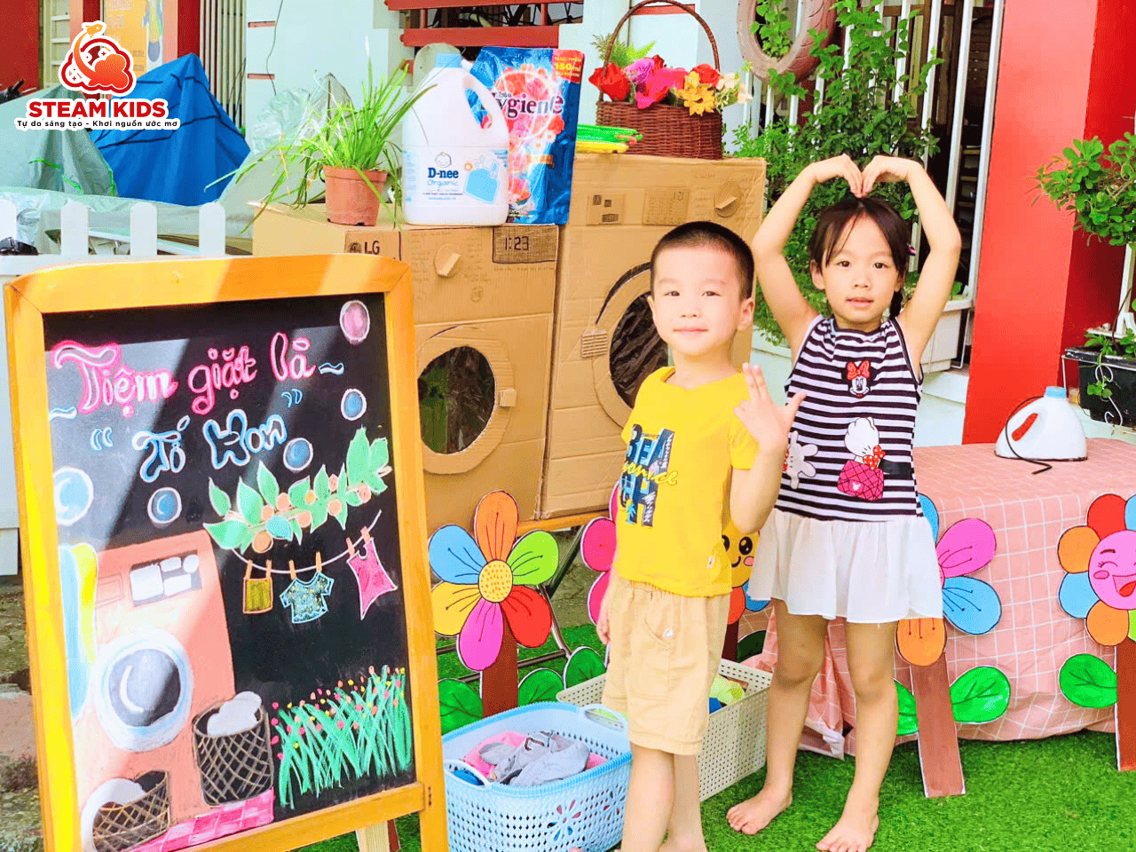 TIỆM GIẶT LÀ TÍ HON – HỌC MÀ CHƠI, CHƠI MÀ HỌC - Trường Mầm Non STEAM KIDS