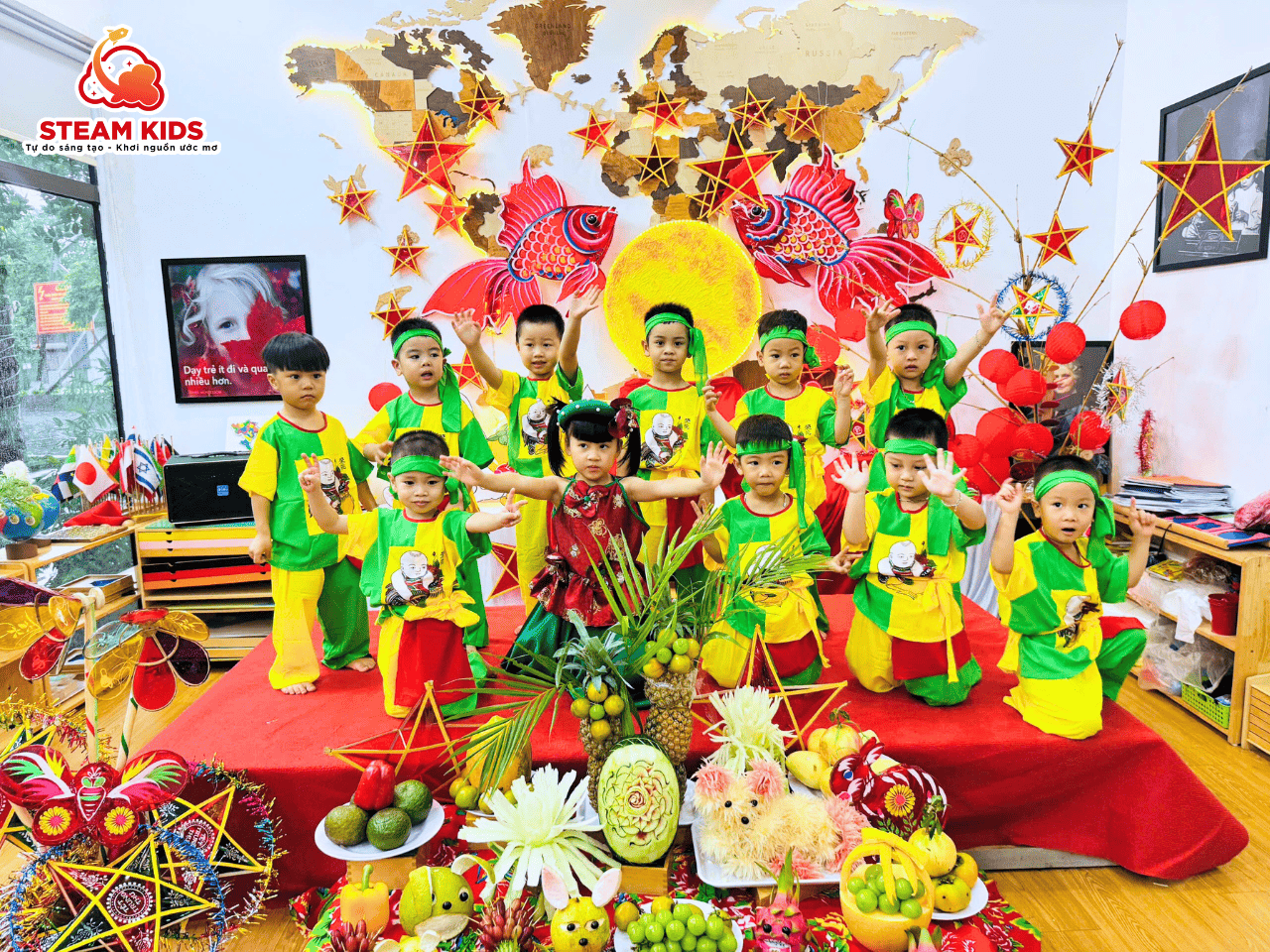 TRUNG THU RẠNG RỠ CỦA CÁC BÉ TRUNG THU RẠNG RỠ CỦA CÁC BÉ - Trường Mầm Non STEAM KIDS