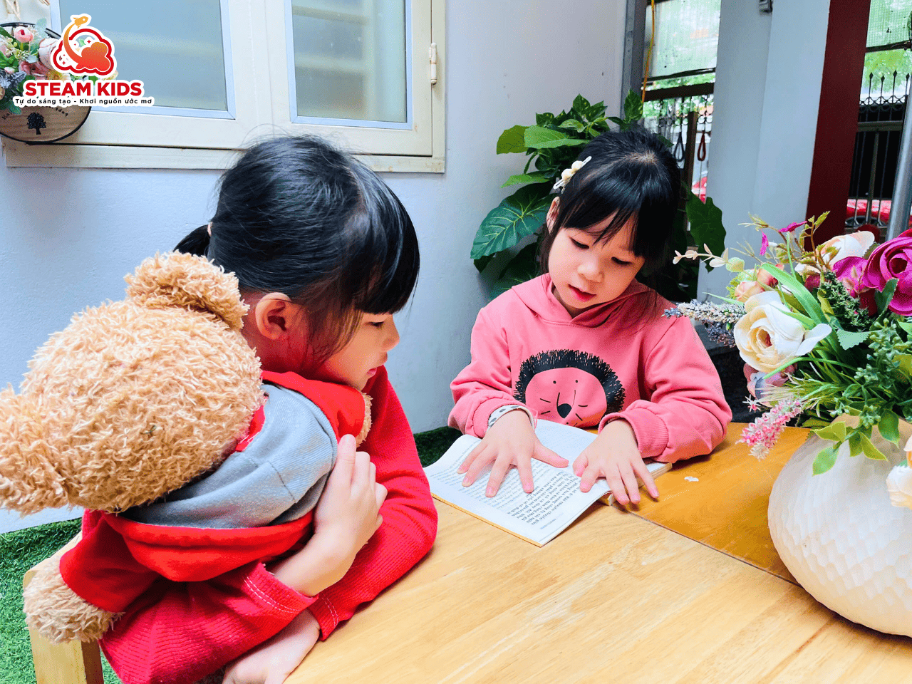 HOẠT ĐỘNG TRẢI NGHIỆM “TIỆM CÀ PHÊ MINI” CỦA CÁC BẠN NHỎ LỚP STEAM1 - Trường Mầm Non STEAM KIDS