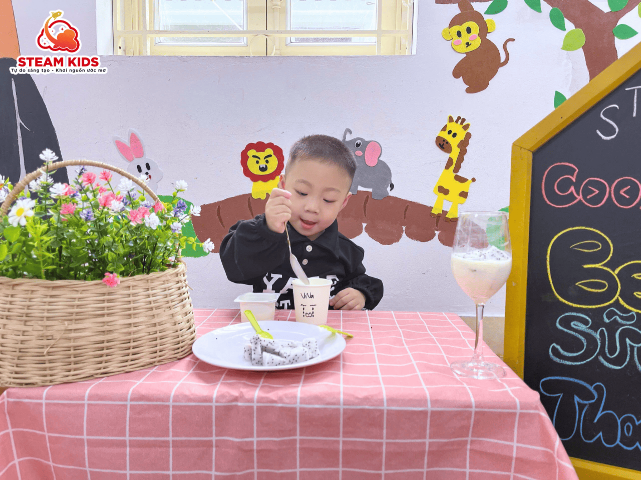 STEAM 3 HÔM NAY CÓ GÌ NGON? STEAM 3 HÔM NAY CÓ GÌ NGON? - Trường Mầm Non STEAM KIDS