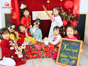 TRẢI NGHIỆM “XEM BÓI ĐẦU NĂM” CỦA LỚP STEAM 5 - Trường Mầm Non STEAM KIDS