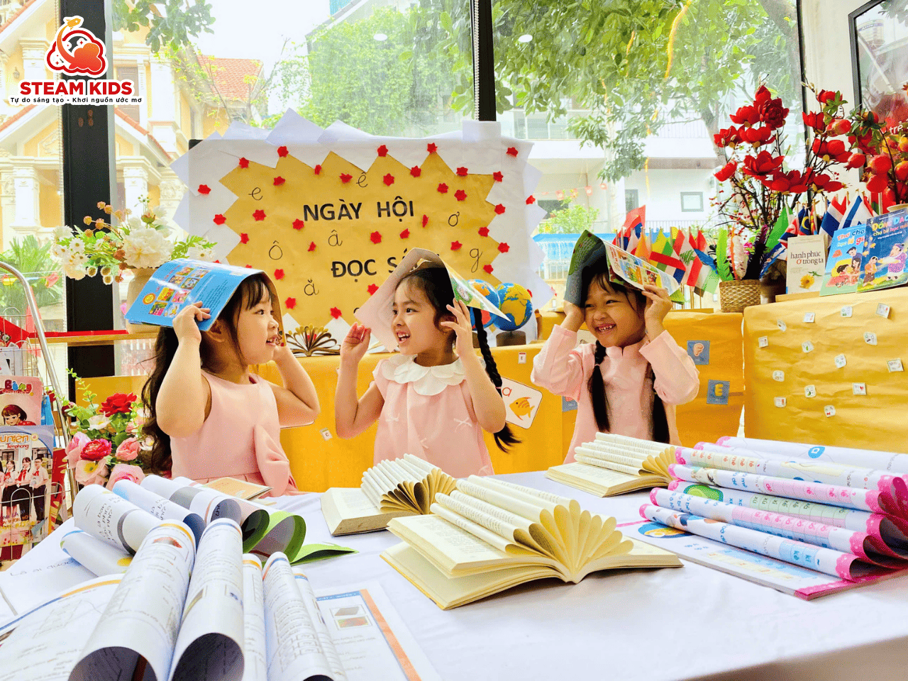 NGÀY HỘI ĐỌC SÁCH – HÀNH TRÌNH CỦA TRI THỨC - Trường Mầm Non STEAM KIDS