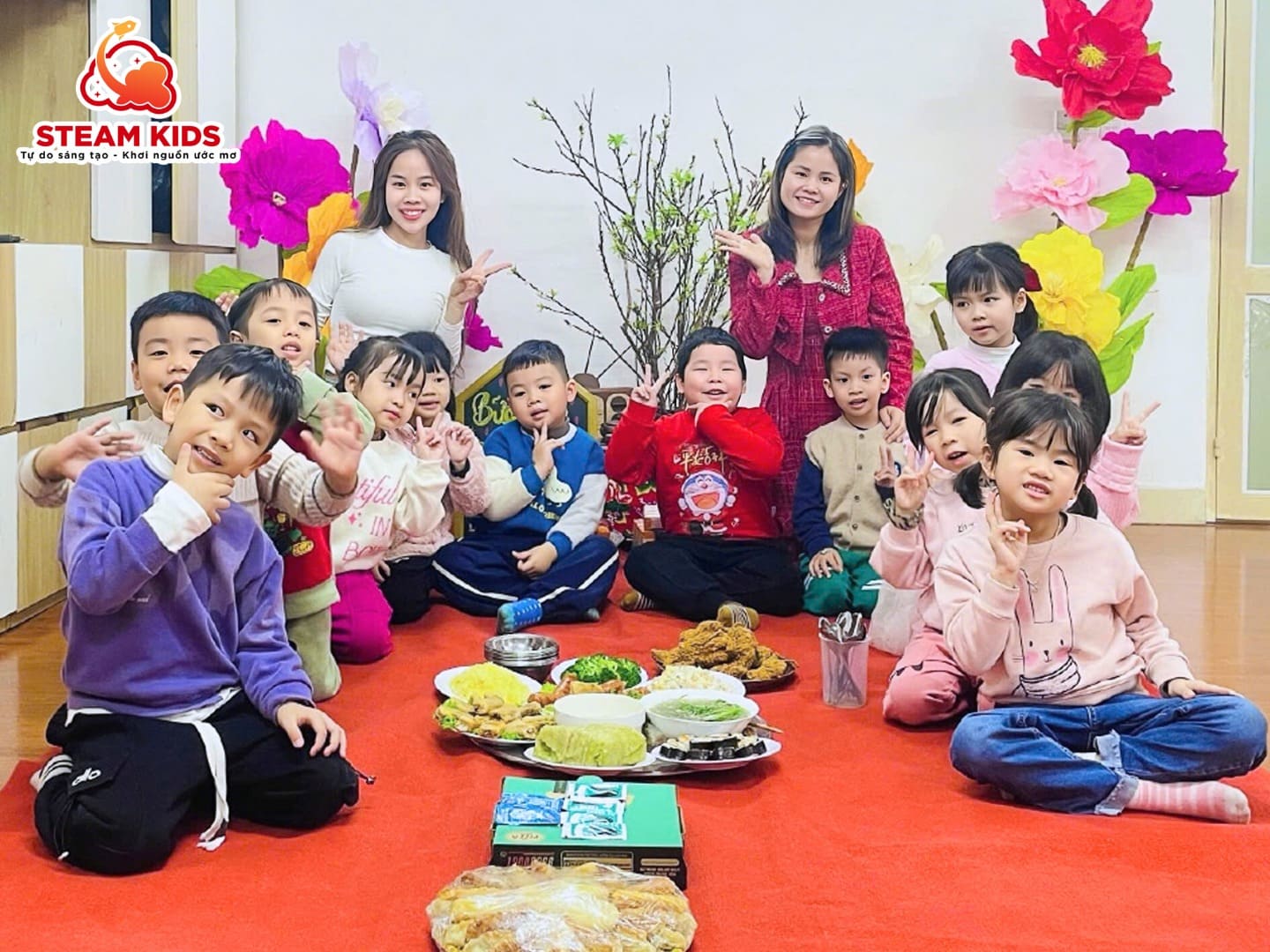 BỮA TIỆC TẤT NIÊN CUỐI NĂM – LỚP STEAM 1 - Trường Mầm Non STEAM KIDS